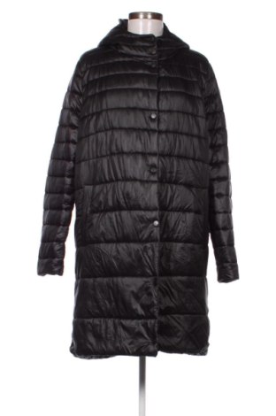 Γυναικείο μπουφάν Reserved, Μέγεθος XL, Χρώμα Μαύρο, Τιμή 39,13 €