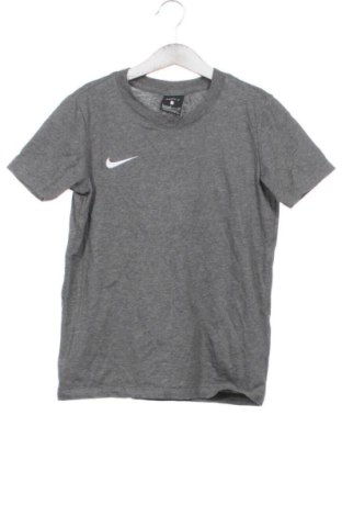 Παιδικό μπλουζάκι Nike, Μέγεθος 8-9y/ 134-140 εκ., Χρώμα Γκρί, Τιμή 15,99 €
