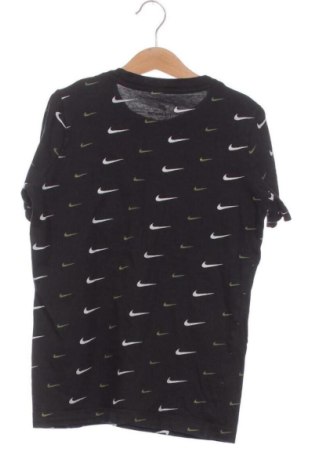 Kinder T-Shirt Nike, Größe 7-8y/ 128-134 cm, Farbe Mehrfarbig, Preis 10,23 €