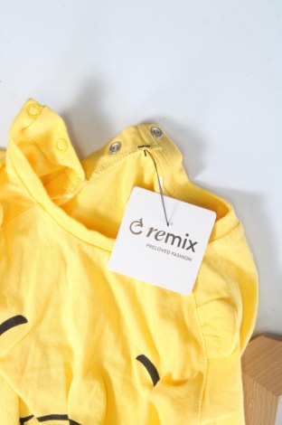 Детска тениска Unbranded, Размер 3-4y/ 104-110 см, Цвят Жълт, Цена 5,00 €