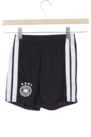 Детски къс панталон Adidas, Размер 5-6y/ 116-122 см, Цвят Черен, Цена 32,21 €