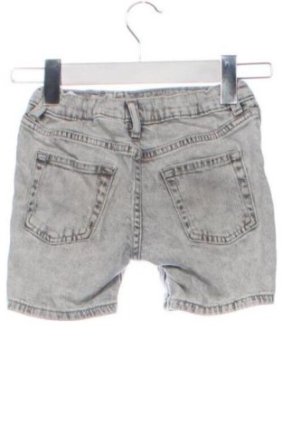 Detské krátke nohavice  H&M, Veľkosť 2-3y/ 98-104 cm, Farba Viacfarebná, Cena  7,16 €