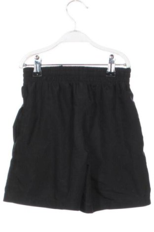 Detské krátke nohavice  Nike, Veľkosť 6-7y/ 122-128 cm, Farba Čierna, Cena  37,95 €