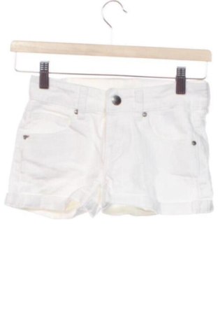 Kinder Shorts Unbranded, Größe 7-8y/ 128-134 cm, Farbe Weiß, Preis 7,09 €
