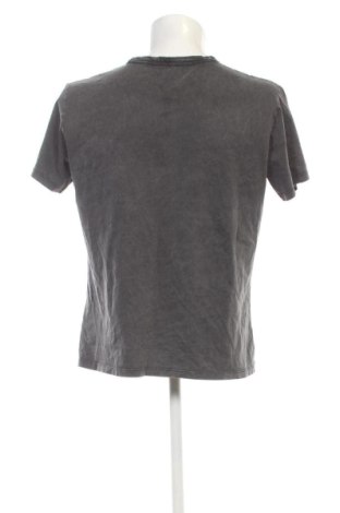 Pánské tričko  Hugo Boss, Velikost XXL, Barva Šedá, Cena  939,00 Kč