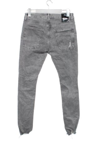 Blugi de bărbați Bershka, Mărime S, Culoare Gri, Preț 123,99 Lei