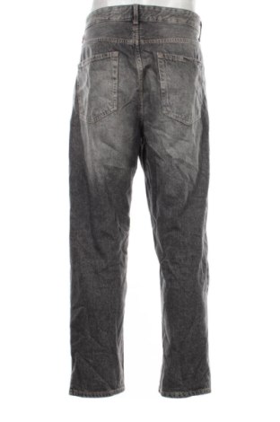 Мъжки дънки Bershka, Размер XL, Цвят Сив, Цена 20,45 €
