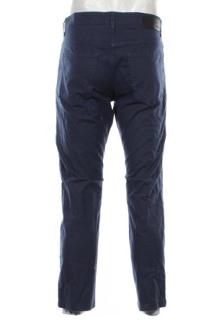 Pantaloni de bărbați BOSS, Mărime L, Culoare Albastru, Preț 326,99 Lei