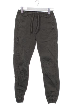 Pánske nohavice  Pull&Bear, Veľkosť XS, Farba Zelená, Cena  20,00 €