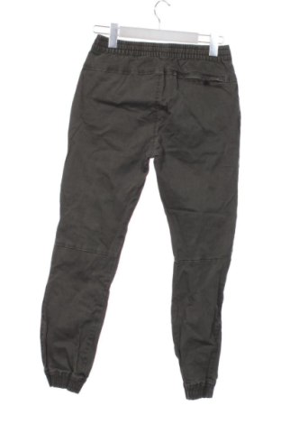 Pánske nohavice  Pull&Bear, Veľkosť XS, Farba Zelená, Cena  20,00 €