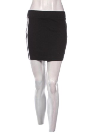 Fustă Adidas, Mărime M, Culoare Negru, Preț 180,12 Lei