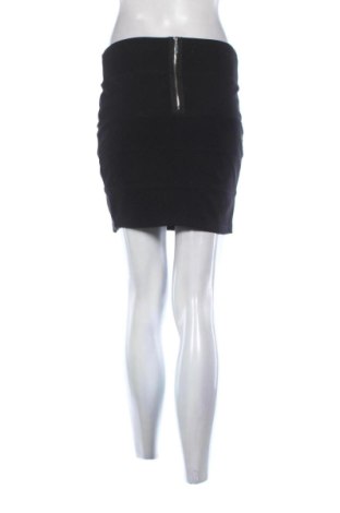 Szoknya Amisu, Méret M, Szín Fekete, Ár 4 042 Ft