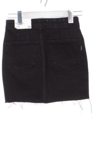 Szoknya Bershka, Méret XXS, Szín Fekete, Ár 9 917 Ft