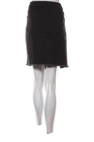 Sukňa Janina, Veľkosť 3XL, Farba Čierna, Cena  15,00 €