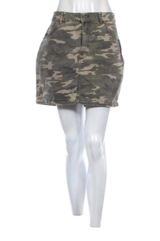 Sukně Pull&Bear, Velikost L, Barva Vícebarevné, Cena  439,00 Kč