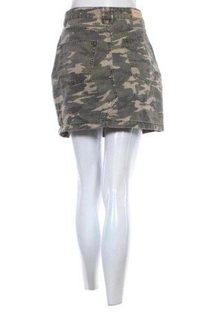 Sukně Pull&Bear, Velikost L, Barva Vícebarevné, Cena  439,00 Kč