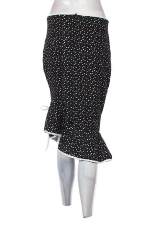 Пола SHEIN, Размер M, Цвят Черен, Цена 10,00 €