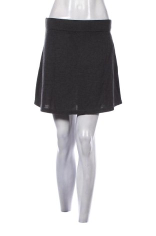 Пола Sisley, Размер S, Цвят Сив, Цена 63,00 €