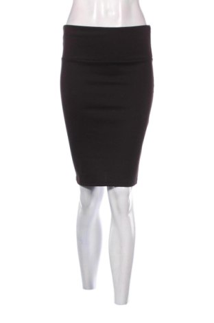 Пола Stradivarius, Размер M, Цвят Черен, Цена 9,78 €