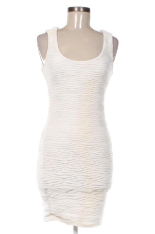 Sukienka Amisu, Rozmiar M, Kolor ecru, Cena 104,99 zł