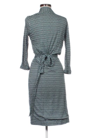 Рокля BOSS, Размер M, Цвят Многоцветен, Цена 95,00 €