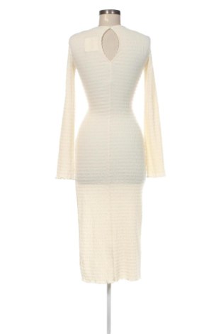 Sukienka Bershka, Rozmiar S, Kolor ecru, Cena 104,99 zł