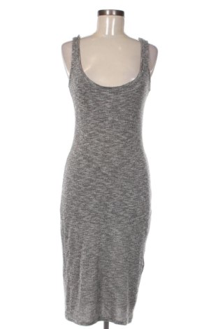 Рокля Bershka, Размер M, Цвят Сив, Цена 19,95 €