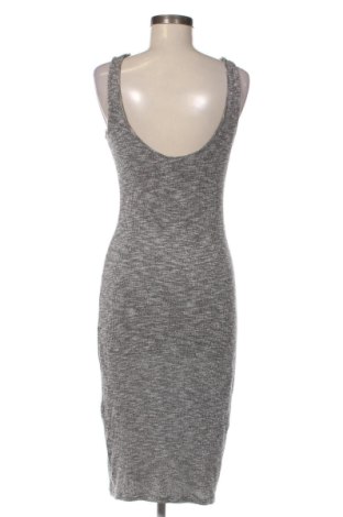 Рокля Bershka, Размер M, Цвят Сив, Цена 19,95 €