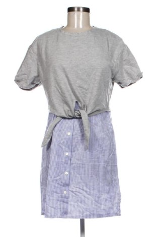 Kleid Bershka, Größe M, Farbe Mehrfarbig, Preis 25,99 €