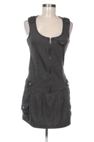 Šaty  Bershka, Velikost XL, Barva Vícebarevné, Cena  519,00 Kč