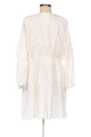 Kleid Body Flirt, Größe XXL, Farbe Weiß, Preis 25,99 €
