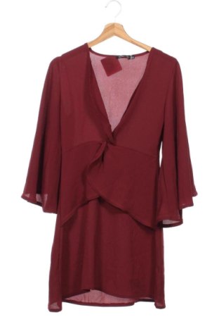 Sukienka Boohoo, Rozmiar M, Kolor Czerwony, Cena 87,37 zł