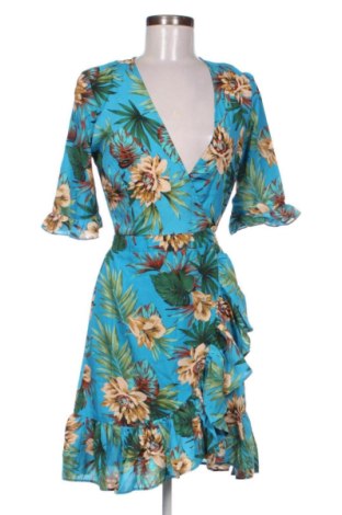 Sukienka Boohoo, Rozmiar M, Kolor Kolorowy, Cena 106,81 zł