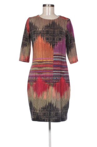 Рокля Daphne, Размер M, Цвят Многоцветен, Цена 25,00 €