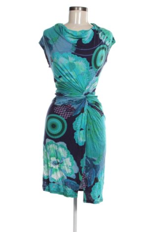 Рокля Desigual, Размер S, Цвят Многоцветен, Цена 88,11 €