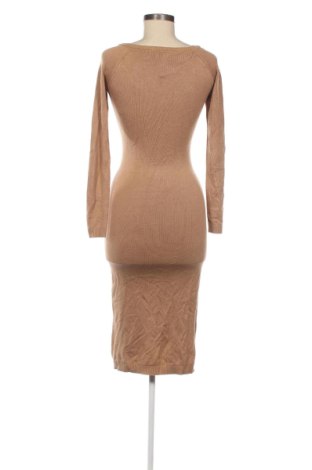 Рокля Elisabetta Franchi, Размер M, Цвят Бежов, Цена 98,00 €