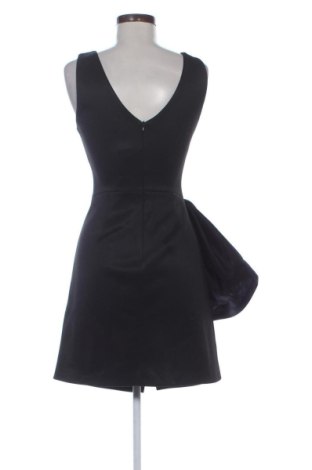 Rochie Emporio Armani, Mărime S, Culoare Negru, Preț 1.772,82 Lei