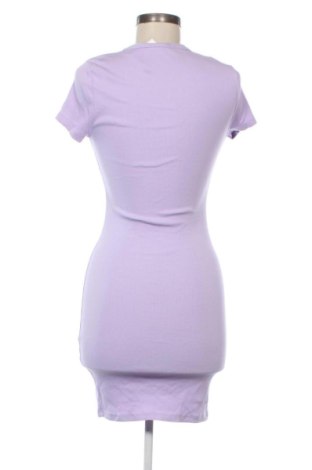 Kleid Fb Sister, Größe M, Farbe Lila, Preis 19,94 €