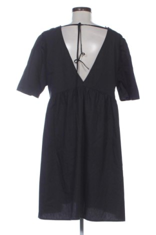 Sukienka Fisherfield, Rozmiar XL, Kolor Czarny, Cena 107,17 zł