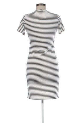 Rochie Forever 21, Mărime M, Culoare Multicolor, Preț 85,99 Lei