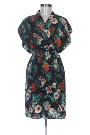 Рокля Gestuz, Размер S, Цвят Многоцветен, Цена 66,44 €