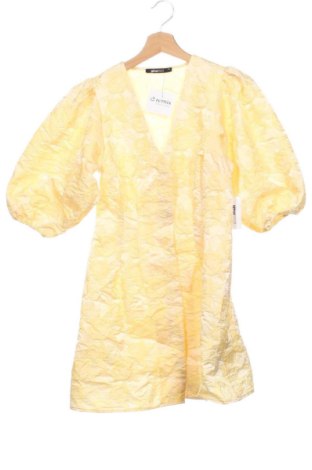 Рокля Gina Tricot, Размер XS, Цвят Многоцветен, Цена 25,05 €