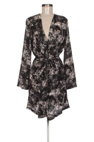 Kleid Gina Tricot, Größe M, Farbe Mehrfarbig, Preis 17,99 €
