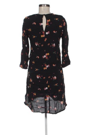 Sukienka Gina Tricot, Rozmiar S, Kolor Kolorowy, Cena 72,99 zł