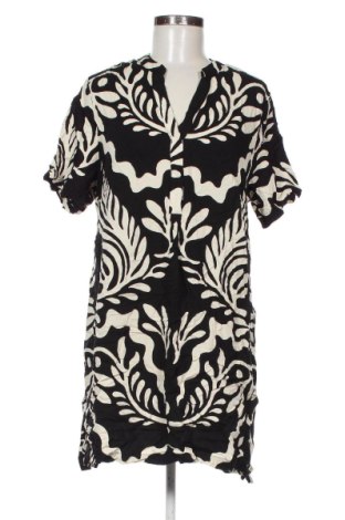 Рокля H&M, Размер M, Цвят Многоцветен, Цена 20,45 €