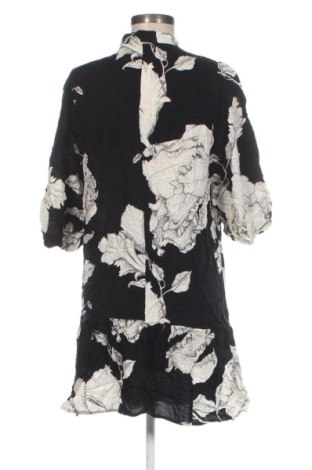 Rochie H&M, Mărime M, Culoare Multicolor, Preț 123,99 Lei