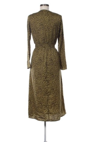 Rochie H&M, Mărime XS, Culoare Multicolor, Preț 123,99 Lei