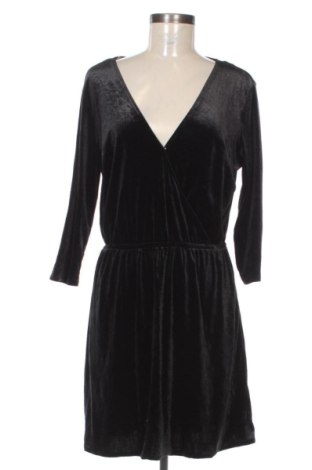 Šaty  H&M Divided, Velikost XL, Barva Černá, Cena  569,00 Kč