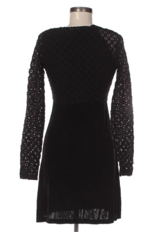 Rochie Hennes, Mărime M, Culoare Negru, Preț 104,26 Lei
