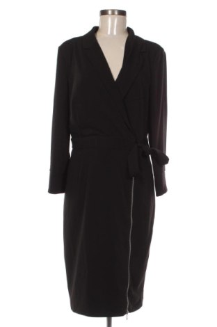 Рокля In Wear, Размер M, Цвят Черен, Цена 42,00 €